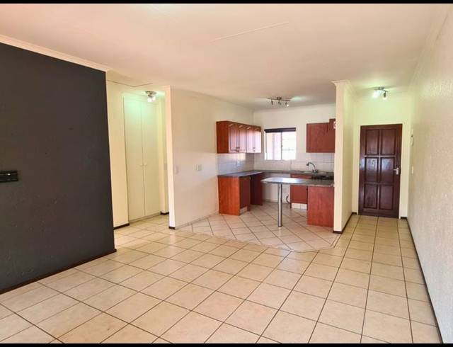 2 BEDROOM APARTMENT FOR SALE IN BRENTWOOD PARK